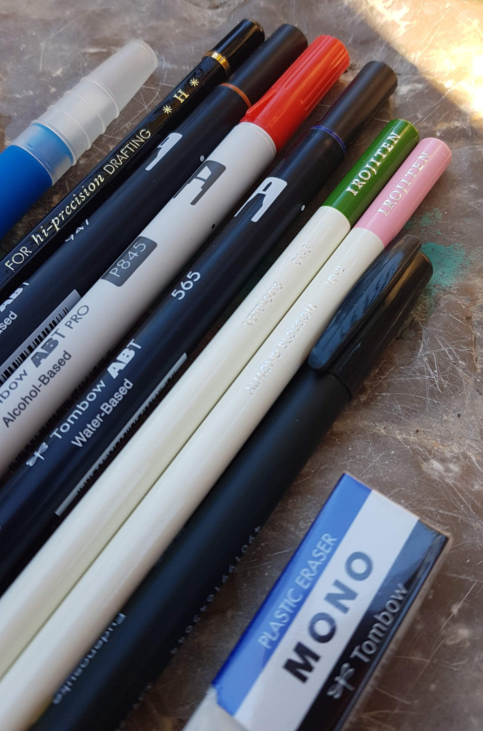 Urban Sketching Set - 9 pieces